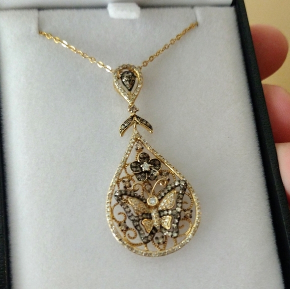 14k Yellow gold Diamond butterfly teardrop pendant - Picture 10 of 14